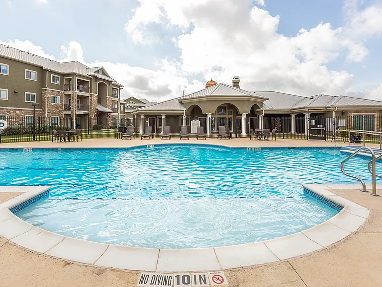 Freedom Hills Ranch Apartments — Photo 14