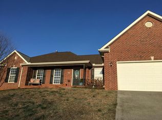 1560 Crestridge Dr, Maryville, TN 37804
