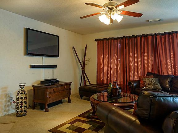 4th image of 2022 Diamond Crest Dr