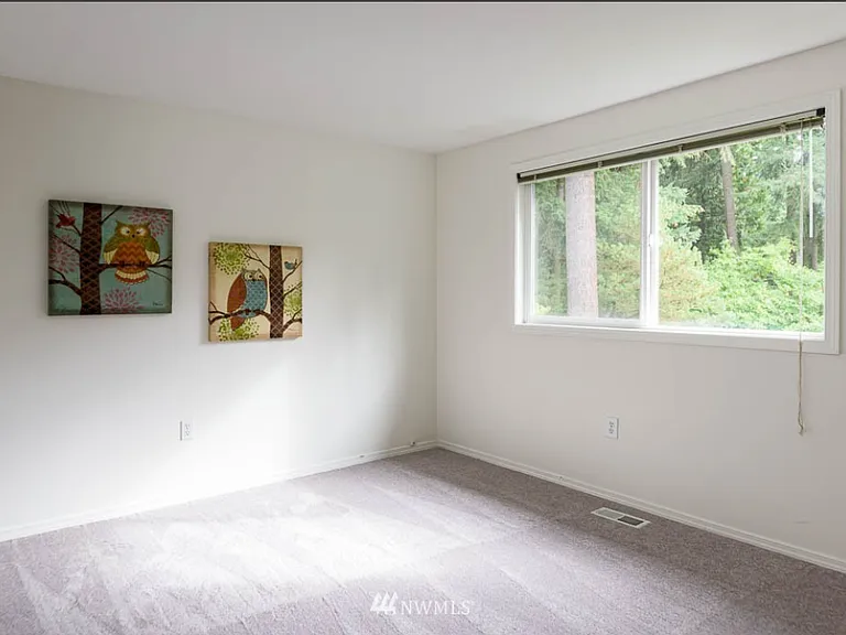 13807 NE 76th St — Photo 16