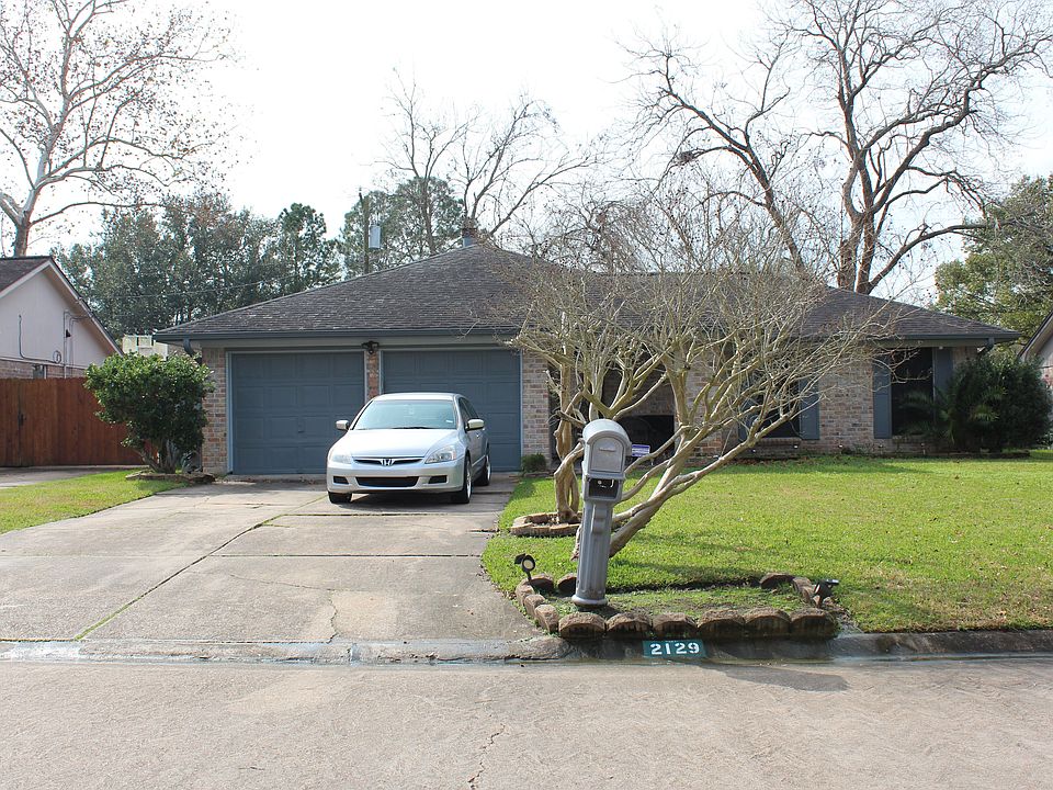 1st image of 2129 Savanna Ct N