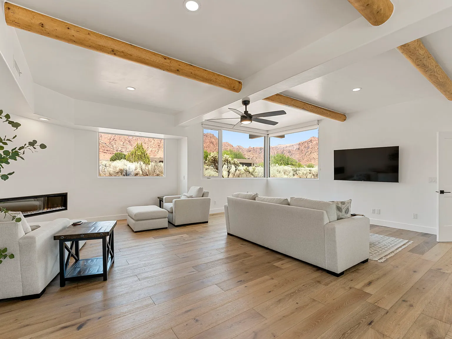 3 bed, 1910 sqft, $4,500 — Photo 3