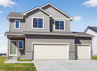 3019 Myron St, Norwalk, IA 50211