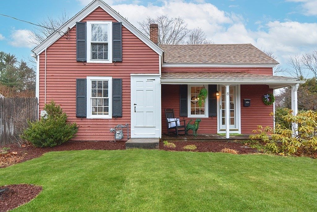 8 Curve St, Medfield, MA 02052 Zillow