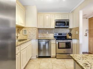 551 Observer Hwy APT 11H, Hoboken, NJ 07030