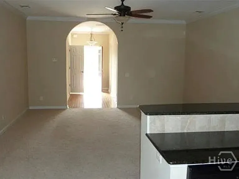 42 Weslyn Park Dr — Photo 2