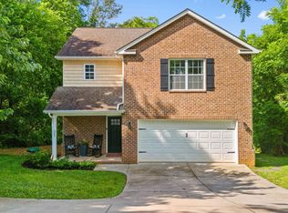 327 Brown School Rd, Maryville, TN 37804