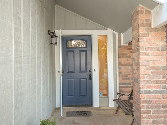 3rd image of 9431 Bowen Dr