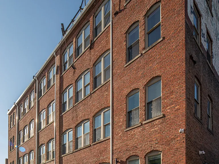 2820-102 Detroit Ave — Photo 10