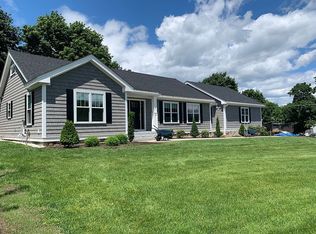 83 Westford St, Chelmsford, MA 01824