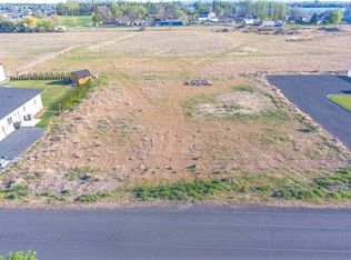 7877 Grove Rd NE, Moses Lake, WA 98837