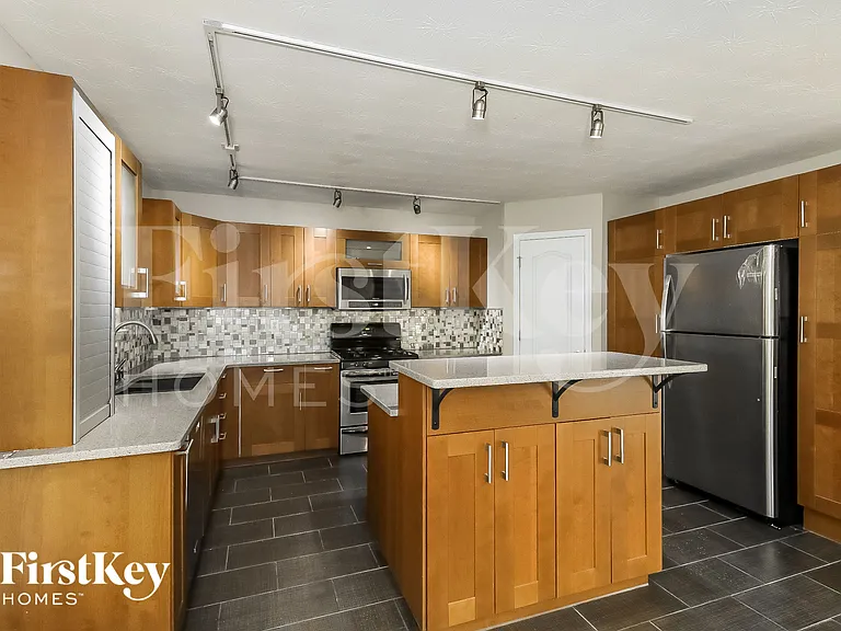 117 River Pass Ct — Photo 5