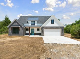 1300 SW Elk Trl, Claremore, OK 74019