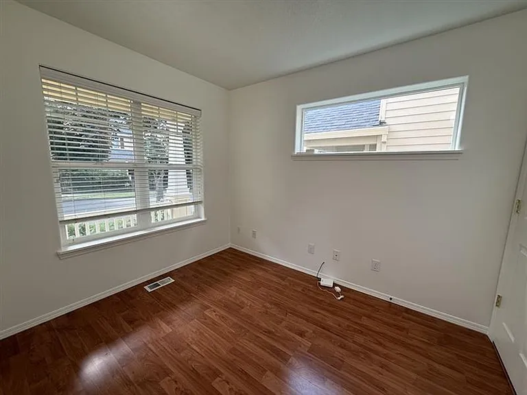 739 NE 61st Ct — Photo 2