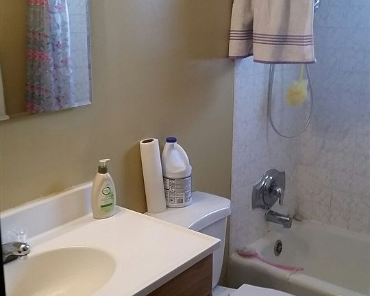 3rd image of 2417 N Julia St