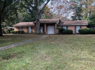 206 Denise Ln, Spanish Fort, AL 36527