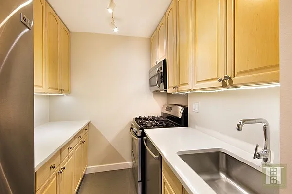 Sold by Halstead Real Estate | media 5