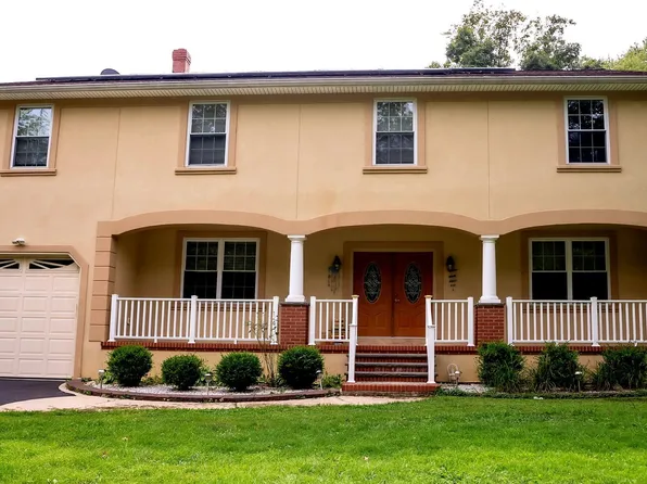 1436 W Bensalem Ave, Bensalem, PA 19020