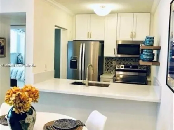 300 Madeira Ave, Coral Gables, FL
