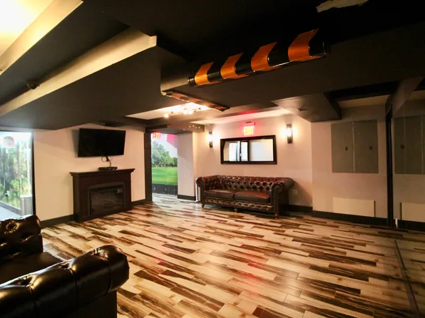 186 Lenox Road image 12 of 15