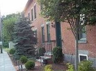 9 Cook St, Lincoln, RI 02865