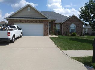 2701 Wabash Dr, Sedalia, MO 65301