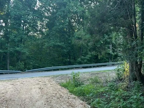 684 Eva Flatwoods Rd, Eva, TN 38333