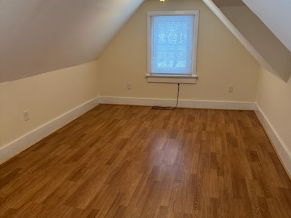 48 Mallory Ave #B
