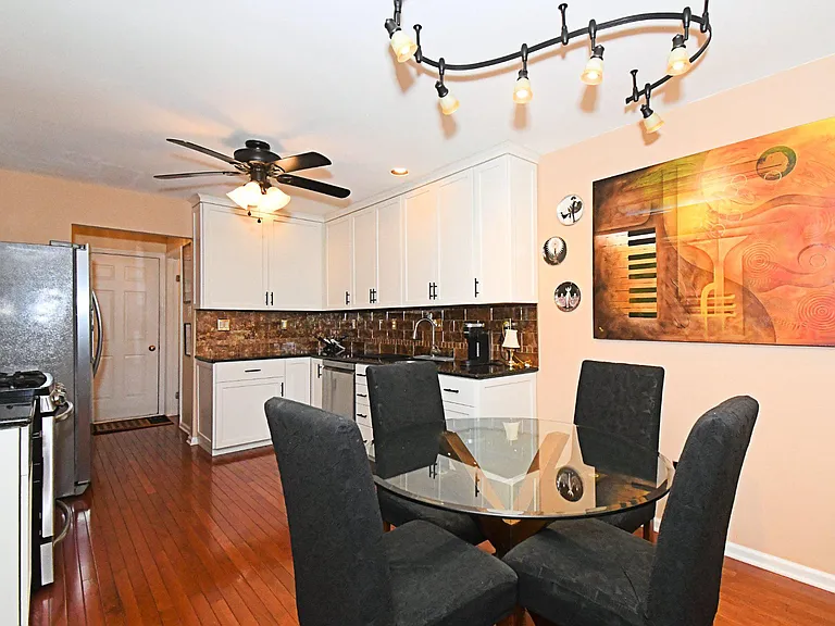 187 Pinecrest Ln — Photo 11