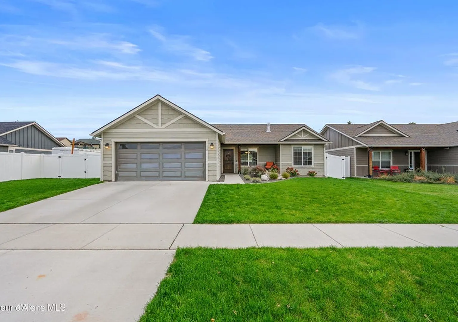 Beautiful home in Post Falls — Photo 1