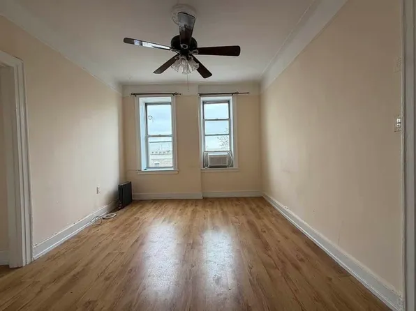 7406 17th Avenue image 1 of 7