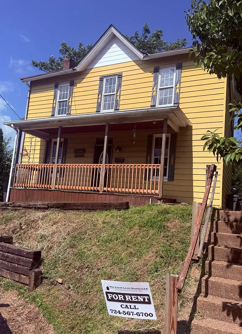4Bedroom 2.5Bathroom Single House — Photo 1