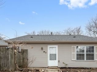 80 Fernwood Dr #O, Bolingbrook, IL 60440