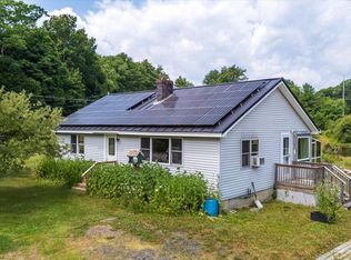 689 West Street, Rockport, ME 04856