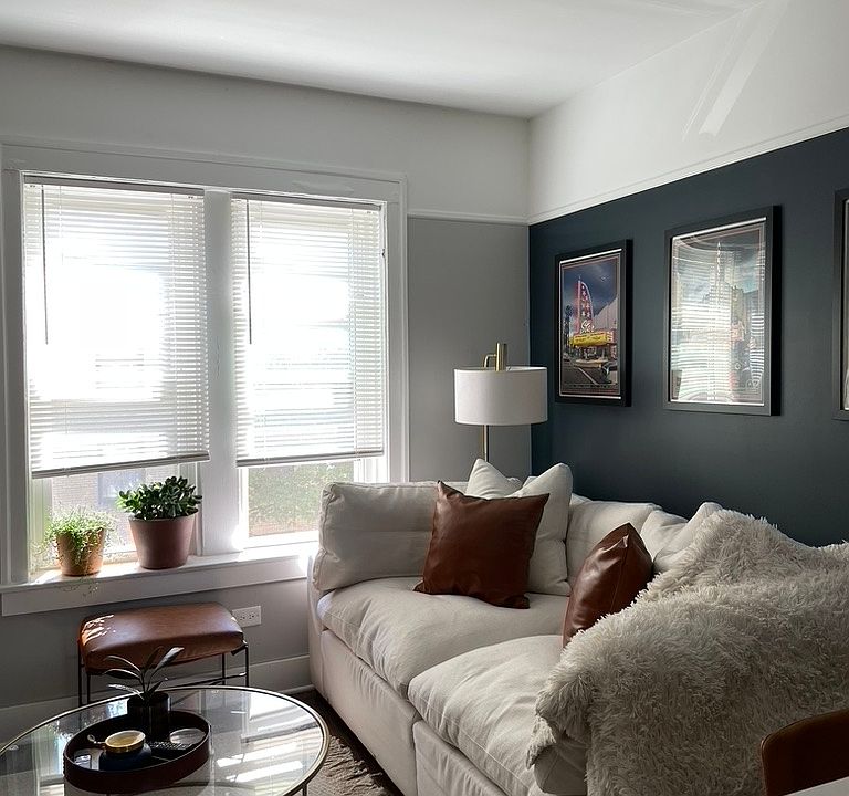 BRIGHT SUN FILLED LIVING ROOM