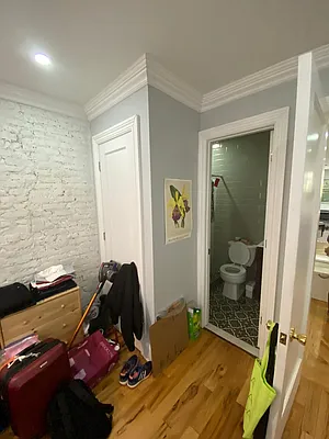 Rented by Aron Fried, LREB | media 12