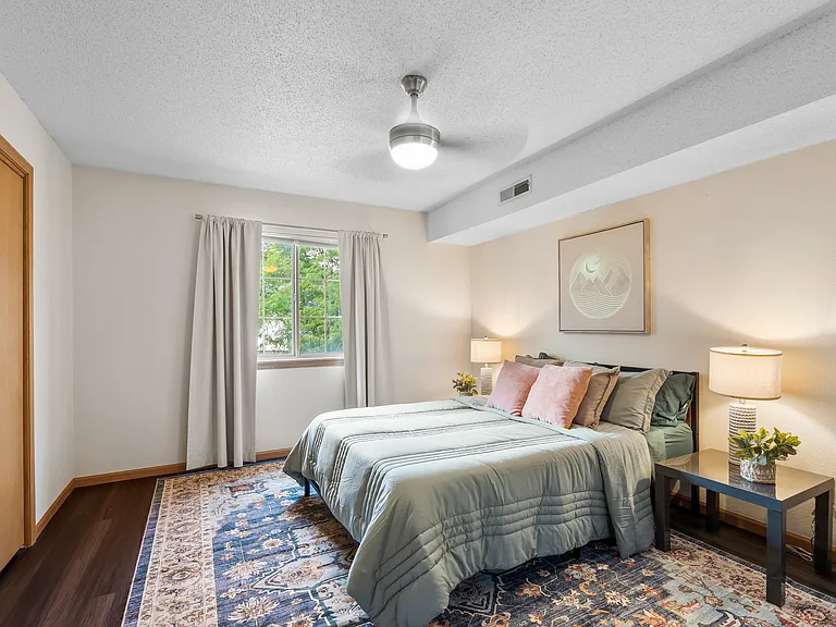 2871 Coral Ct #304 — Photo 8