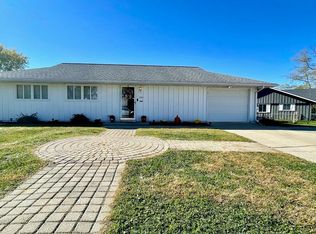 2701 N Winston Dr, Muncie, IN 47304