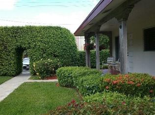 411 Seasage Dr, Delray Beach, FL 33483
