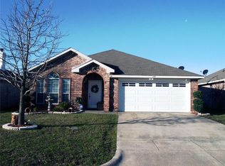109 Kennedy Dr, Terrell, TX 75160