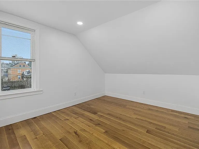 30 Cypress St #3 — Photo 21