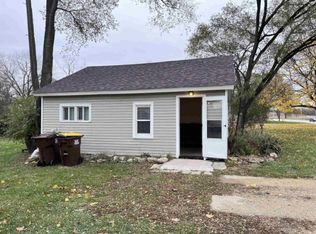 910 E Riverside Blvd, Loves Park, IL 61111