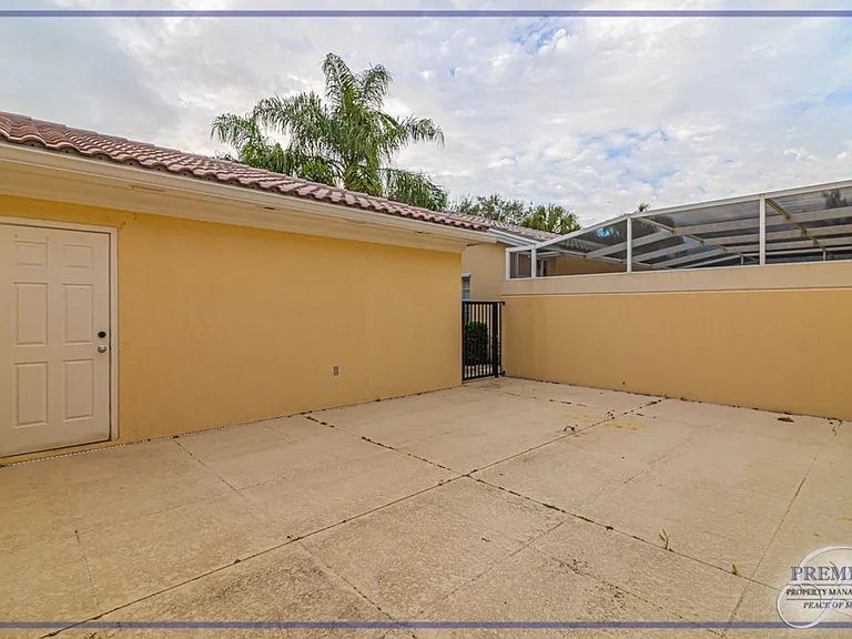 28576 Alessandria Cir — Photo 26
