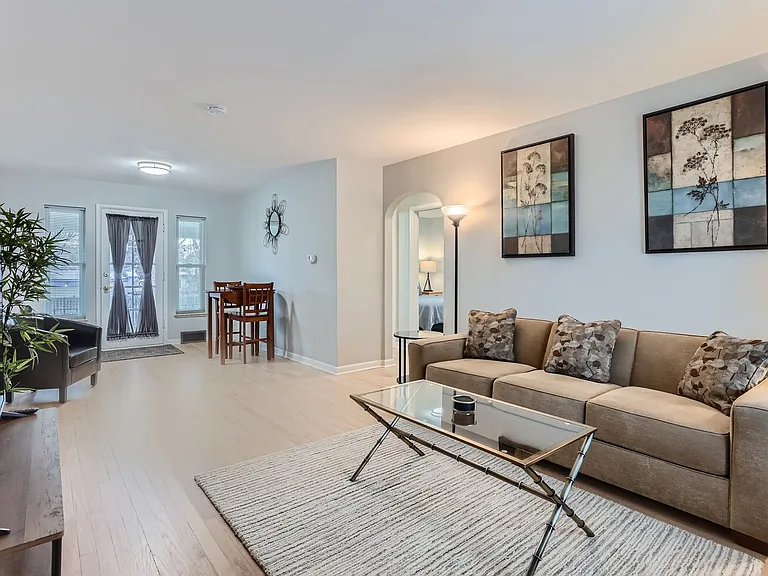 1250 E Amherst Ave — Photo 7