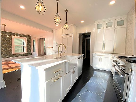 3rd image of 58 Highland Ave