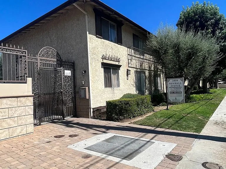24838 Newhall Avenue — Photo 1