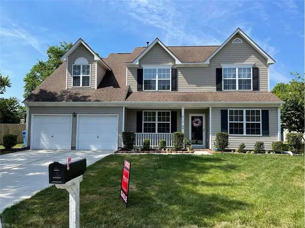 912 Brookcrest Arch, Chesapeake, VA 23320