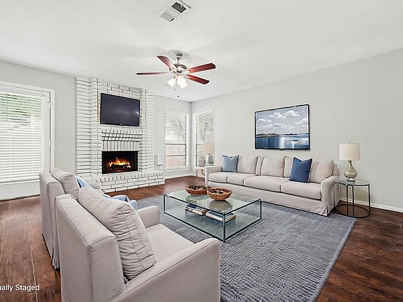 5th image of 134 E Pathfinders Cir