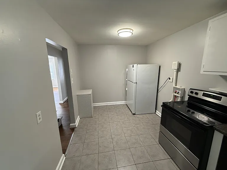 2016 Colonial Ave — Photo 3