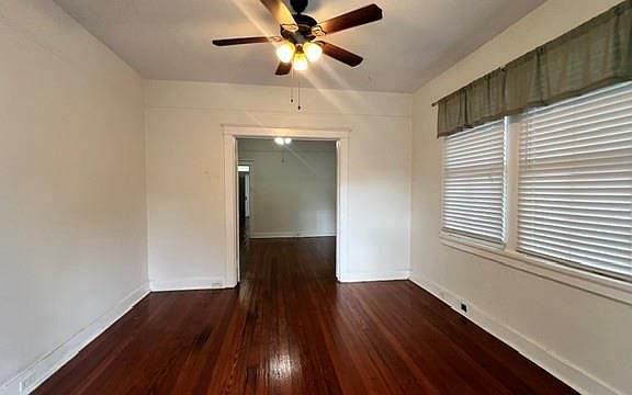 3rd image of 638 Angela Ave
